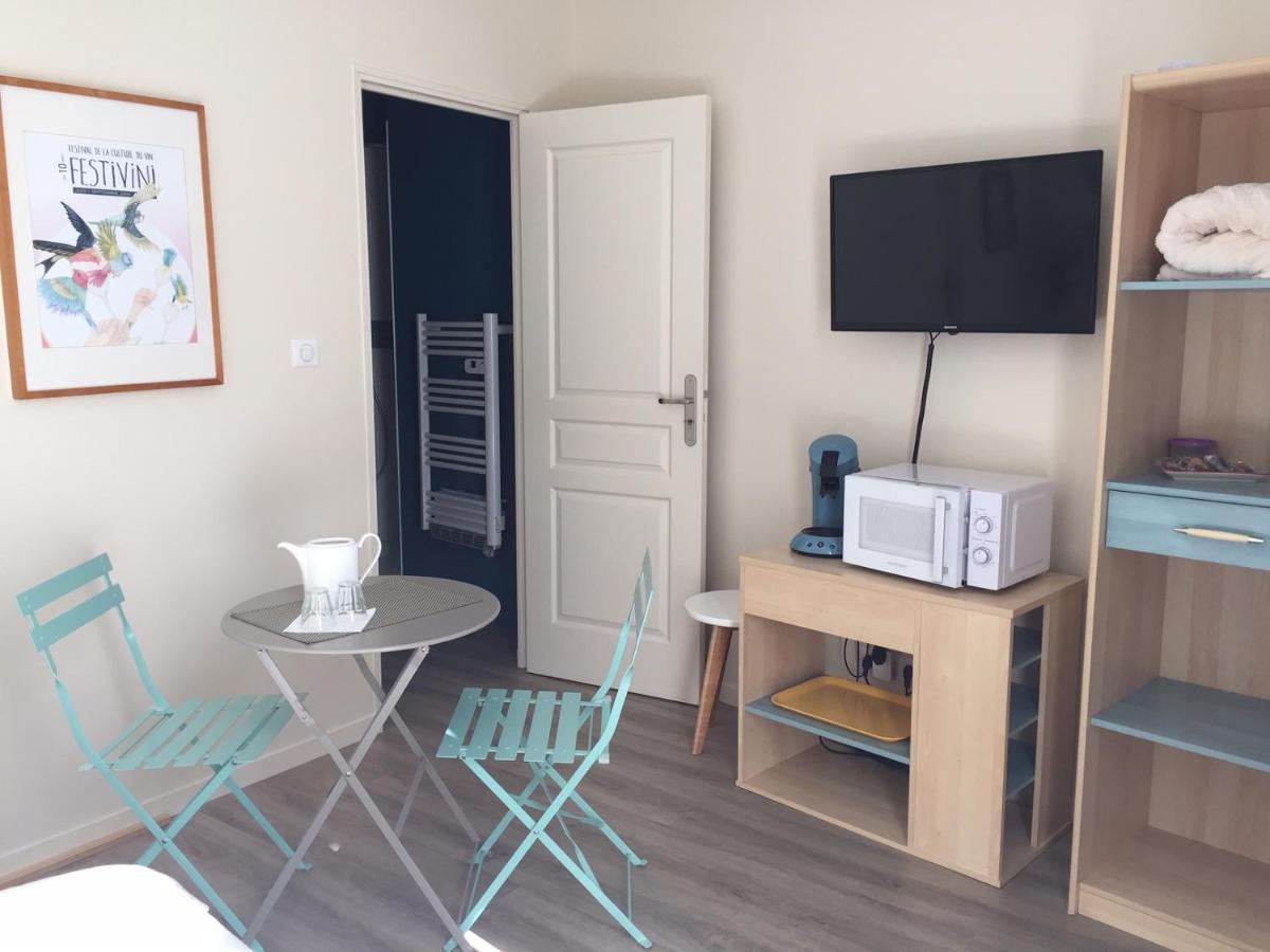 Chambre Dans Dependance Maison De Ville + Abri Velos โซมูร์ ภายนอก รูปภาพ